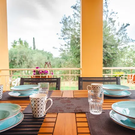 Mel Apartment Melikia